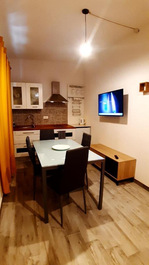 Domo In Terranoa, Old Town Apartment Olbia Exterior foto