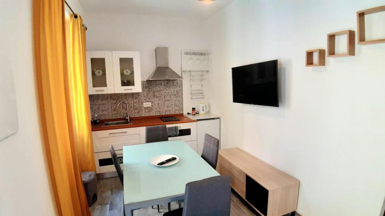 Domo In Terranoa, Old Town Apartment Olbia Exterior foto
